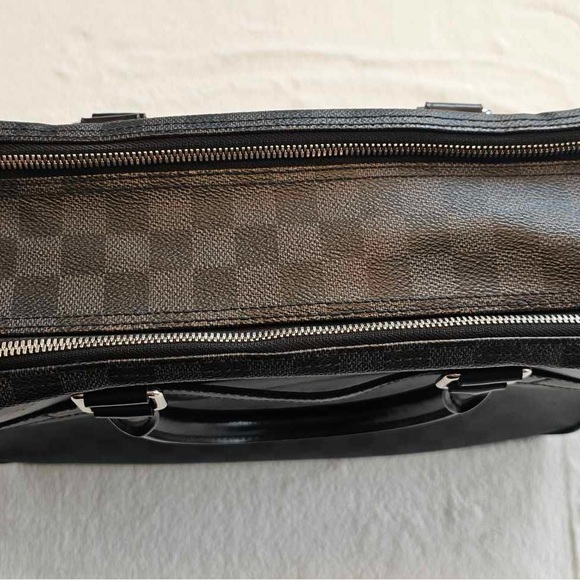 Louis Vuitton men’s Work Bag - Picture 2 of 5